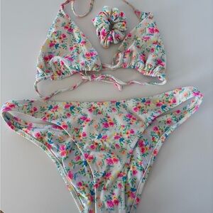 Kulani Kinis Ribbed Floral Bikini Set 2XL Scrunchie